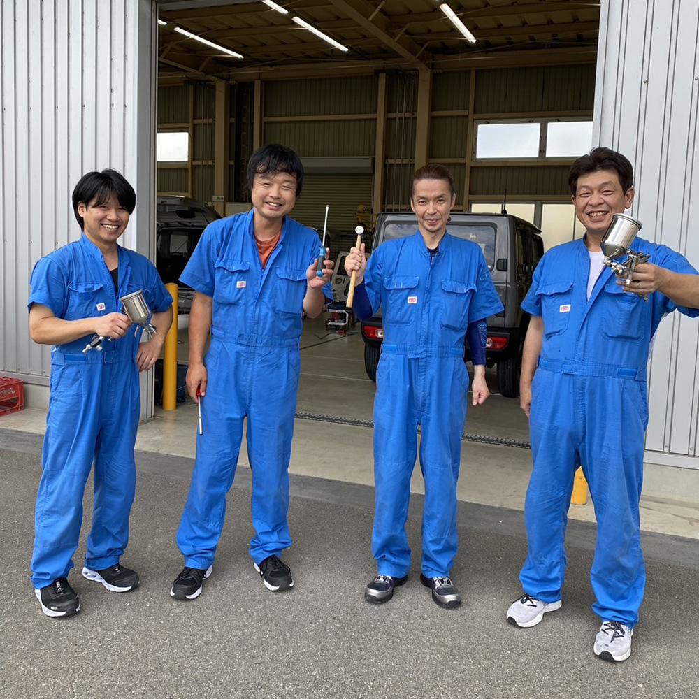 年間xxx台の実績地域最高峰の技術力・整備設備